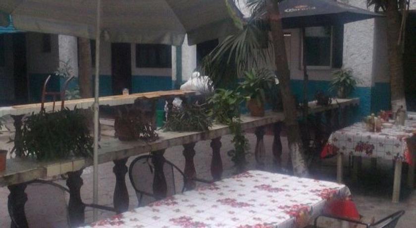 Hotel Atenas Mazatlan Exterior photo